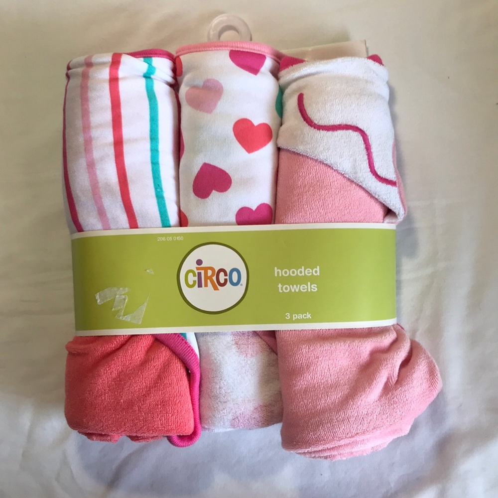 New Circo Baby Girl’s Hooded Towels 3 Pack